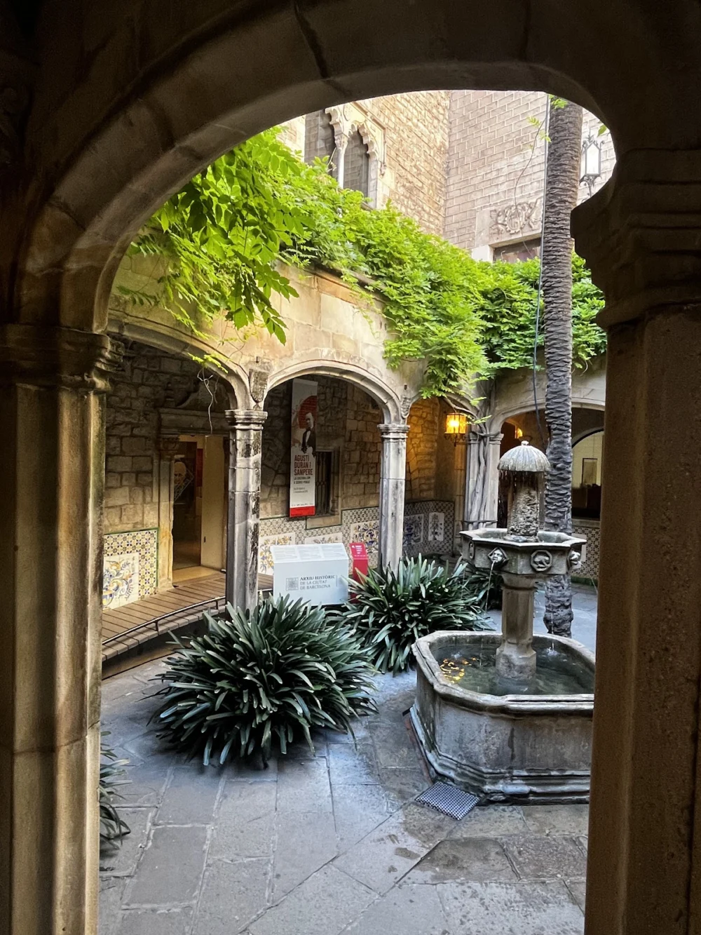 Casa de l'Ardiaca