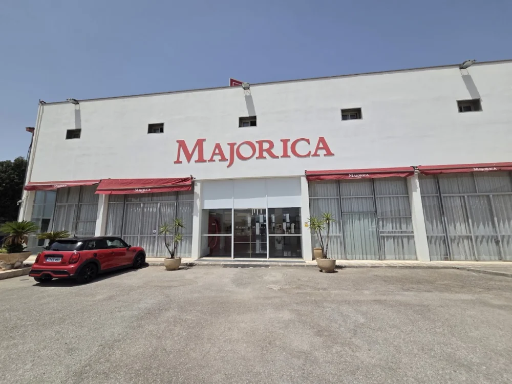 Majorica Pearl Factory & Café